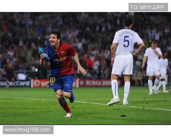 球星外号揭秘：从小跳蚤到魔兽，足球场上那些鲜为人知的绰号背后故事